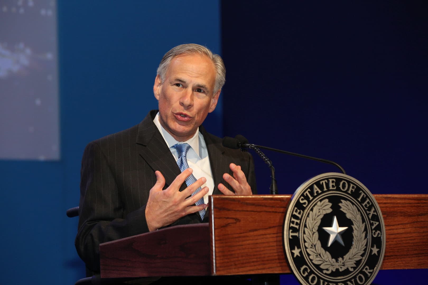 How Greg Abbott made the Texas border America’s problem
