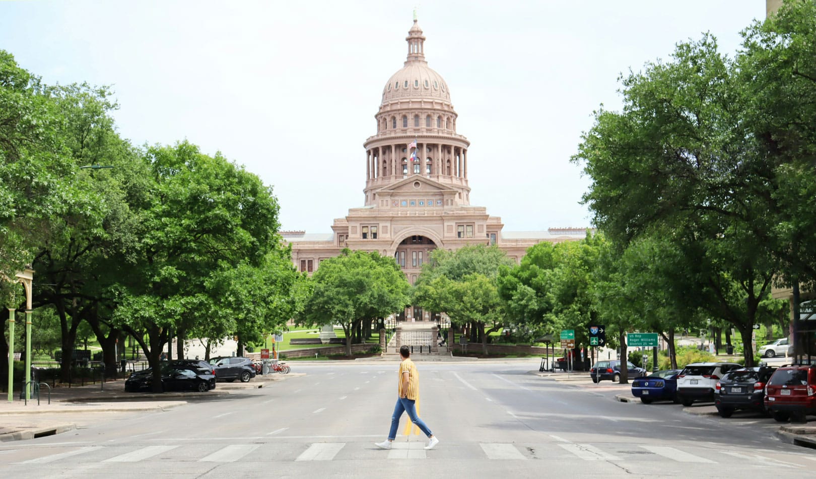 Texas Capitol building, seen from the street
